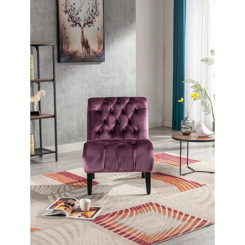 Fauteuil de salon capitonné en velours avec pieds en bois