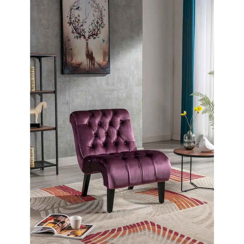 Fauteuil de salon capitonné en velours avec pieds en bois