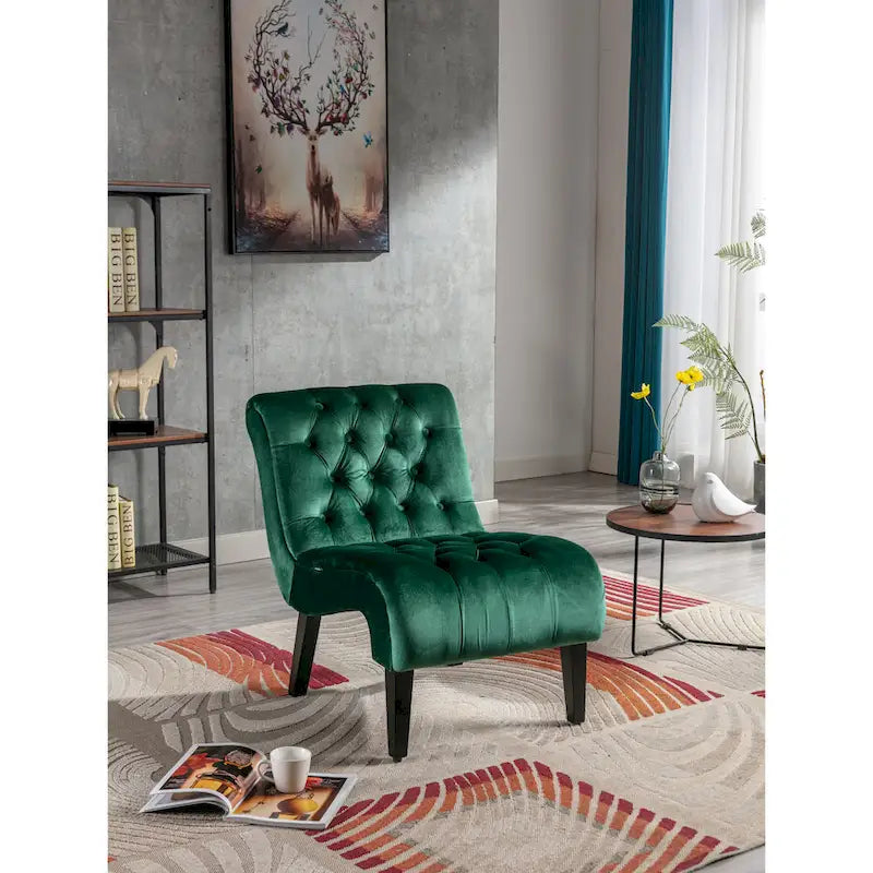 Fauteuil de salon capitonné en velours avec pieds en bois