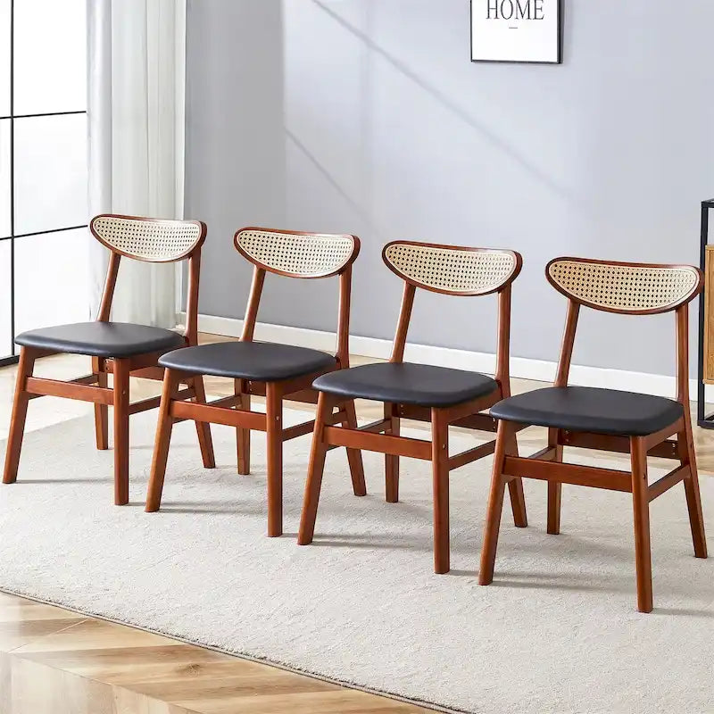 La chaise de salle à manger en bois massif, élégante et durable